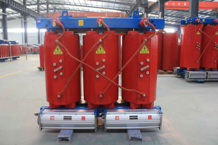 一般北京創(chuàng)聯(lián)匯通電氣全鋁的干式變壓器800kva價格是33900元，全銅的800kva干式變壓器價格是65000元。